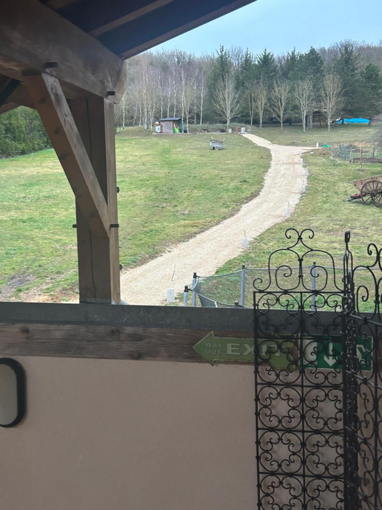 Le Domaine Du Lavoir Villemoiron-en-Othe Exterior foto